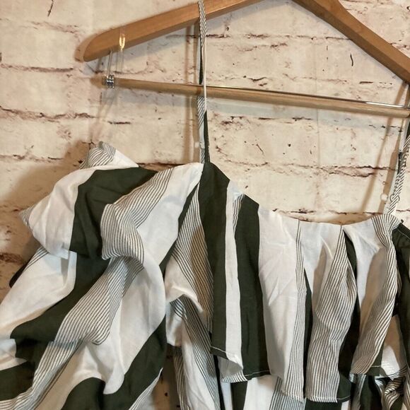 Hot & Delicious Dress Womens Medium Green Striped Ruffle Balloon Sleeve Boho - Picture 8 of 13